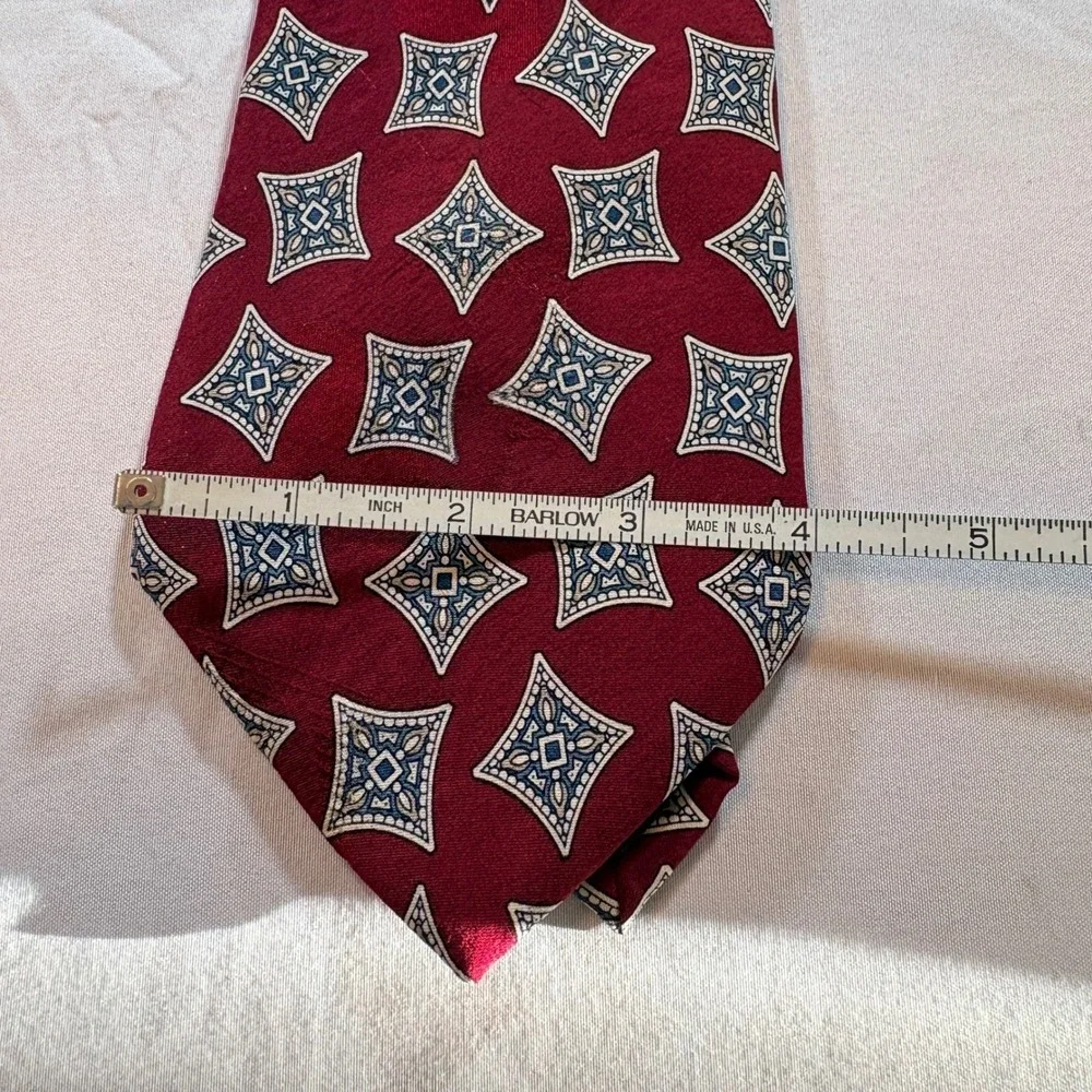Liberty of London Silk Necktie Mens Burgundy Red Geometric Diamond Classic Tie